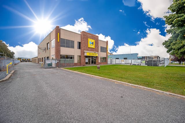 Montreal Mini-Storage - Varennes